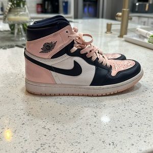 2021 Womens Air Jordan 1 Retro High OG SE
'Bubble Gum'